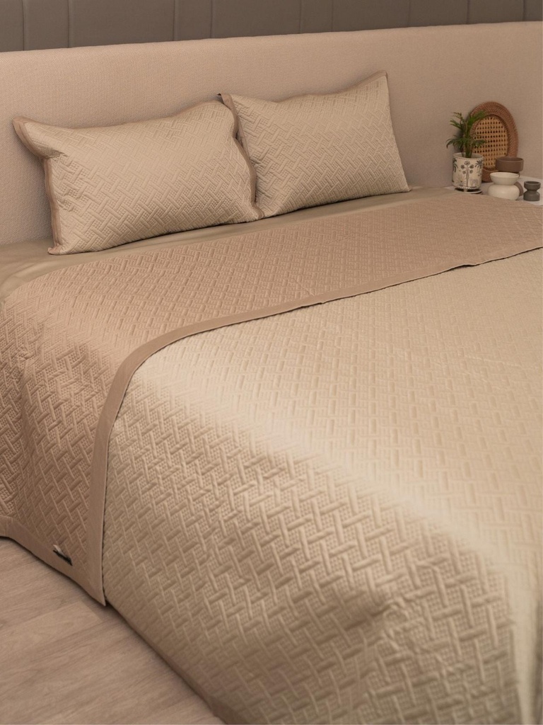 Poppy_SABE_Bedspread_-3.jpg