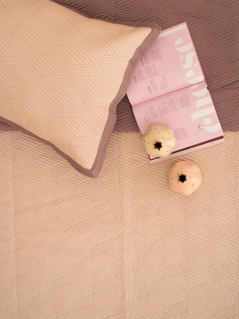 Adelle_ORBU_Bedspread_-2.jpg
