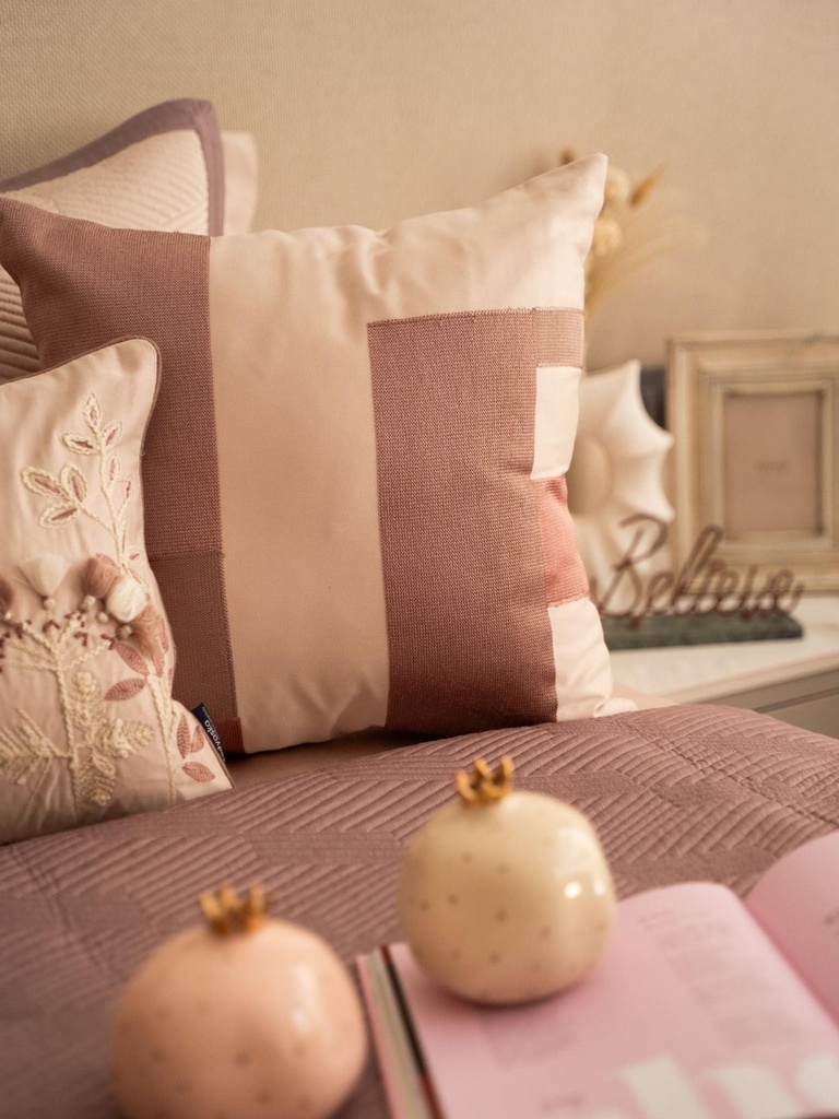 AdelleORBUBeddingSet-5.jpg