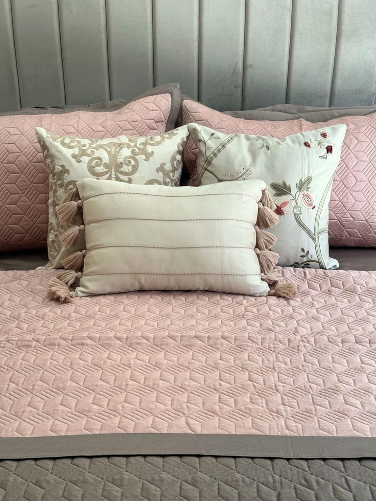 AdoreROTABeddingset-3.jpg