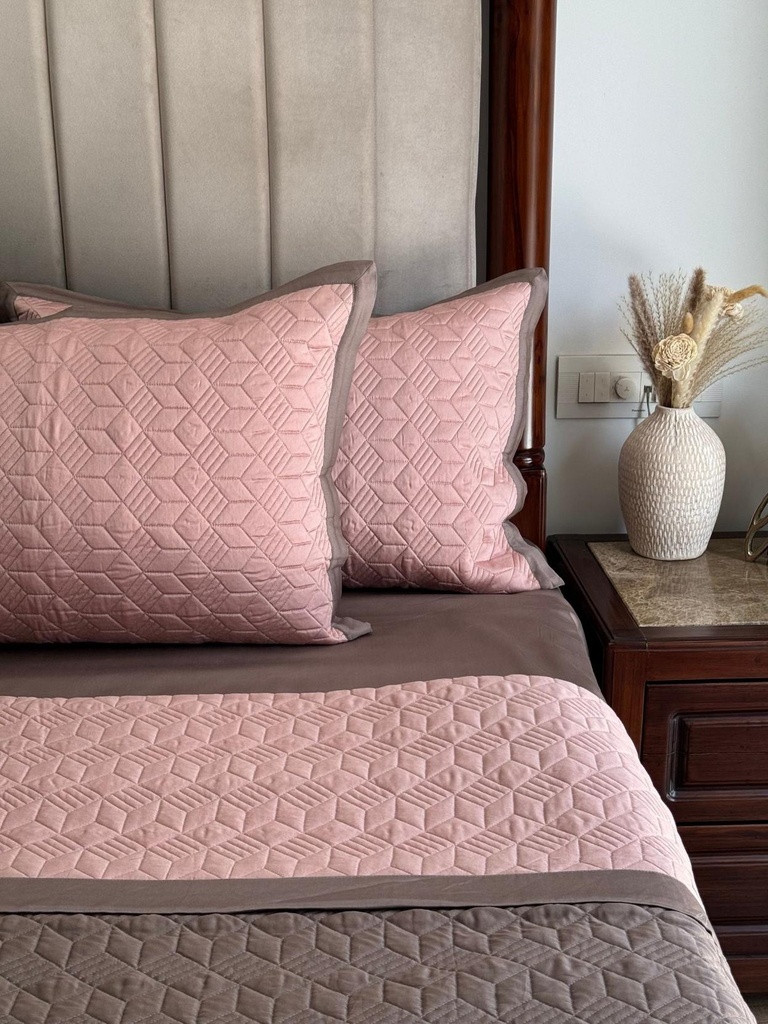 Adore_ROTA_Bedspread_-1.jpg