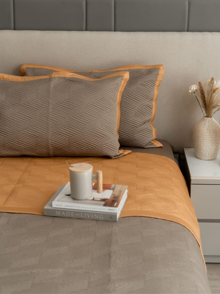 Adelle_MOHM_Bedspread_-1.jpg