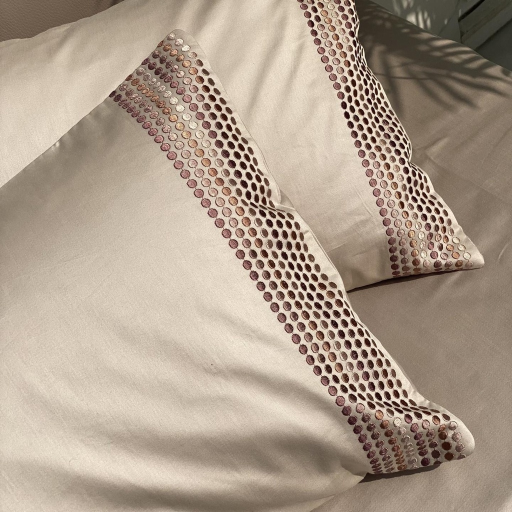 SA-BEMP-DOTS-BEIGE-3-min-scaled.jpg