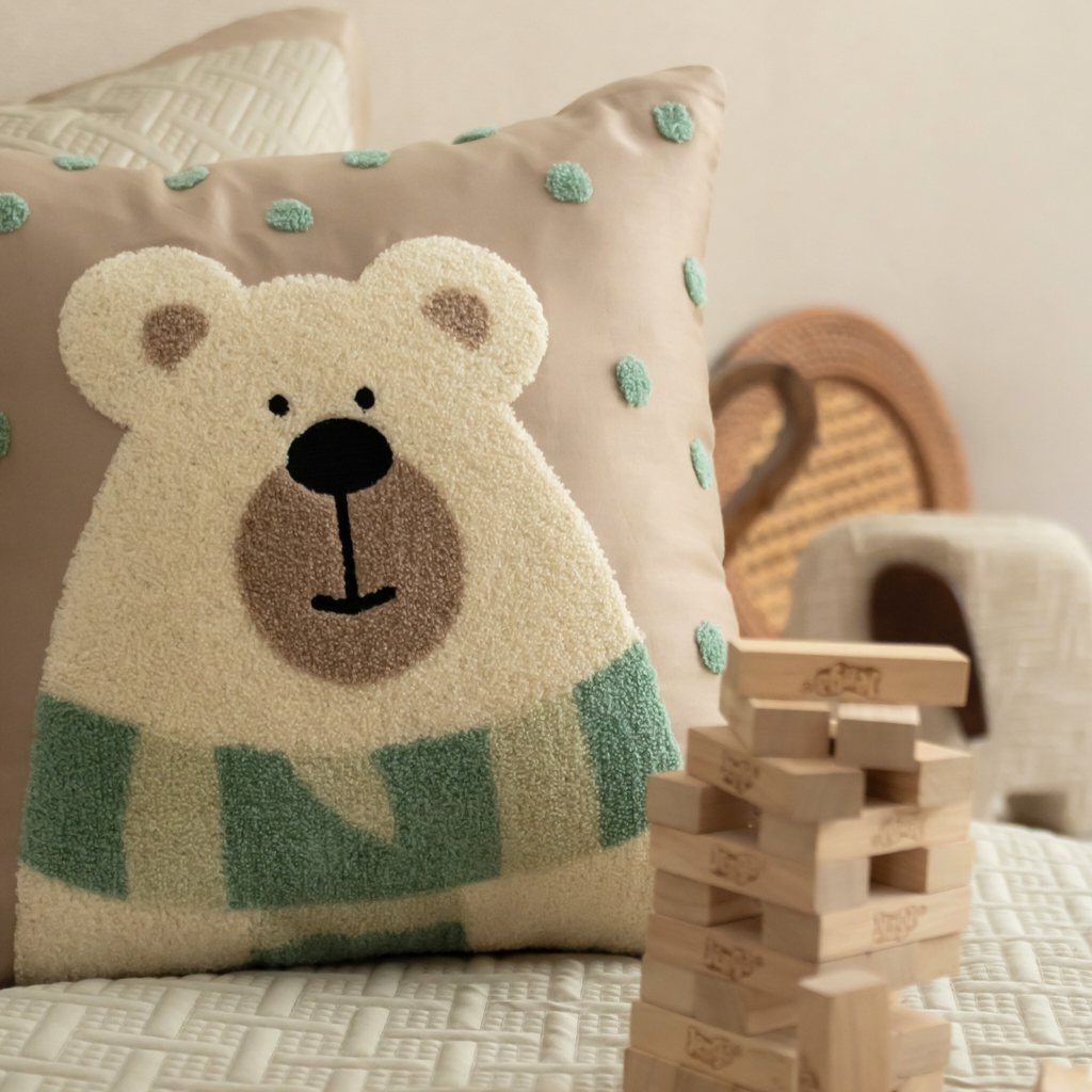 Snuggle_Bear.png