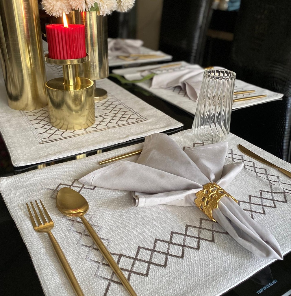 Placemat-1_6e3658c6-c16f-4126-bfda-cc59120eb3e7.jpg