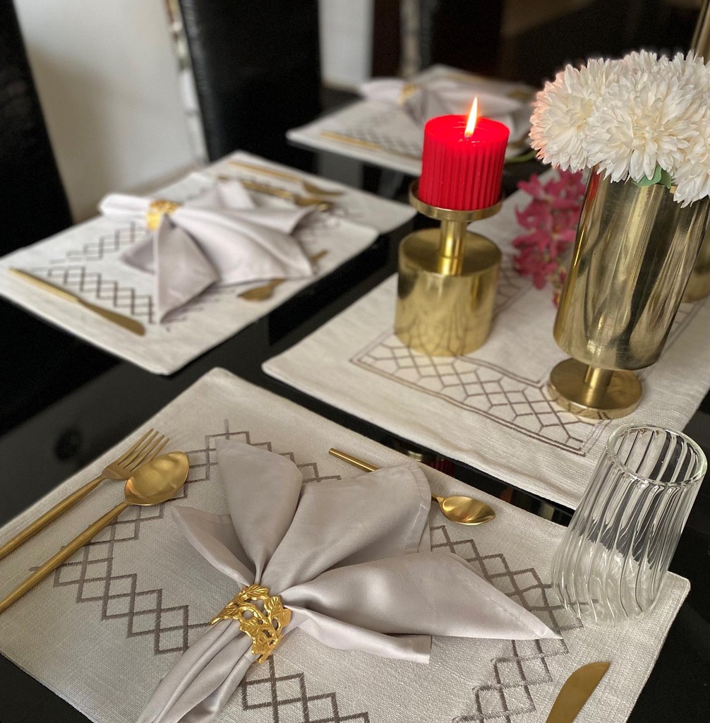 Placemat-2_2fb87c08-88d7-4bea-bc4d-016be57163ee.jpg