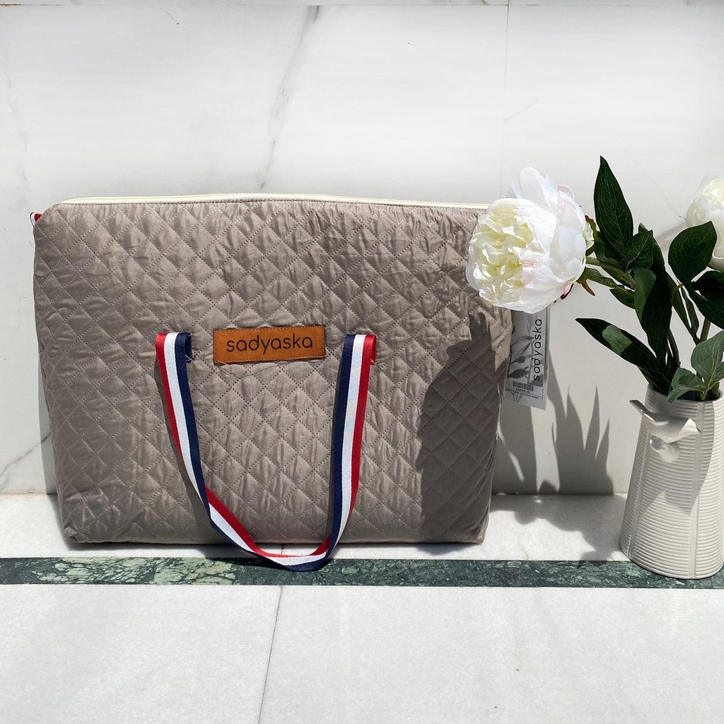 GREY-BAG2_ba87e334-0c83-4e3f-a7a4-8753acd8b2f9.jpg