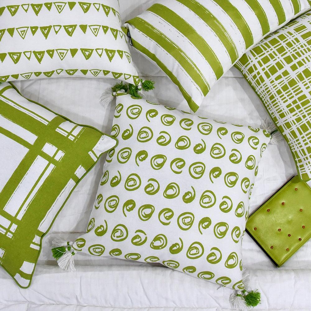 SAC015-06Curling-Spirals-Cushion-Cover-4.jpg