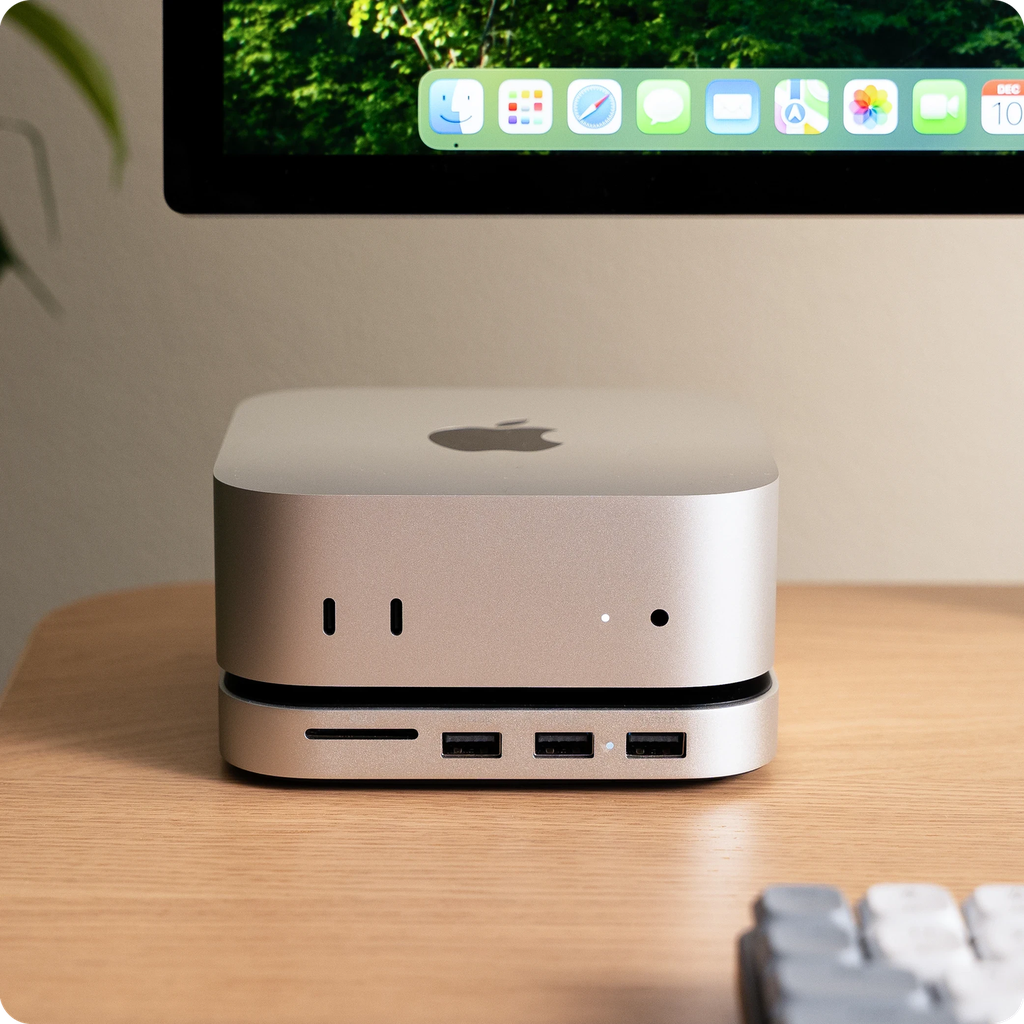mac-mini-m4-stand-hub-with-ssd-enclosure-stands-hubs-satechi-981837.png