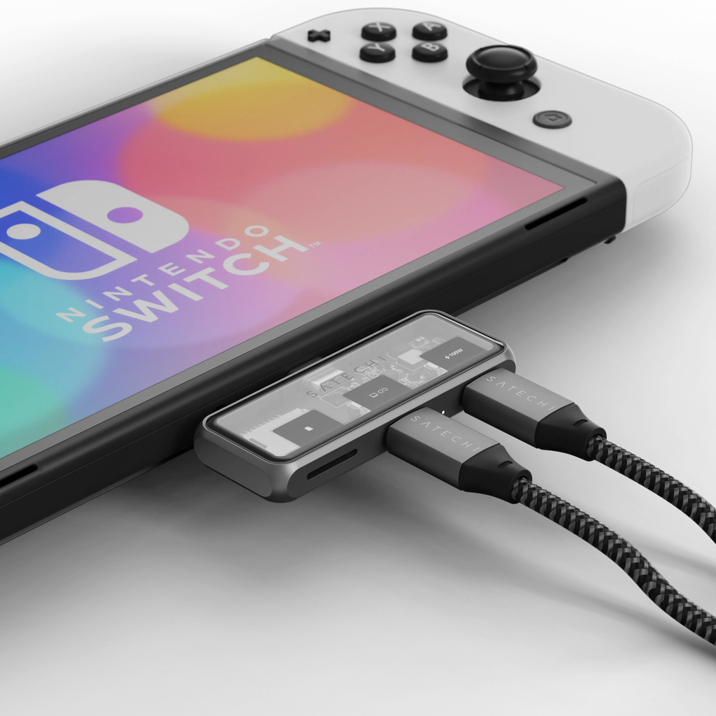 mobile-xr-hub-with-microsd-satechi-915207.png