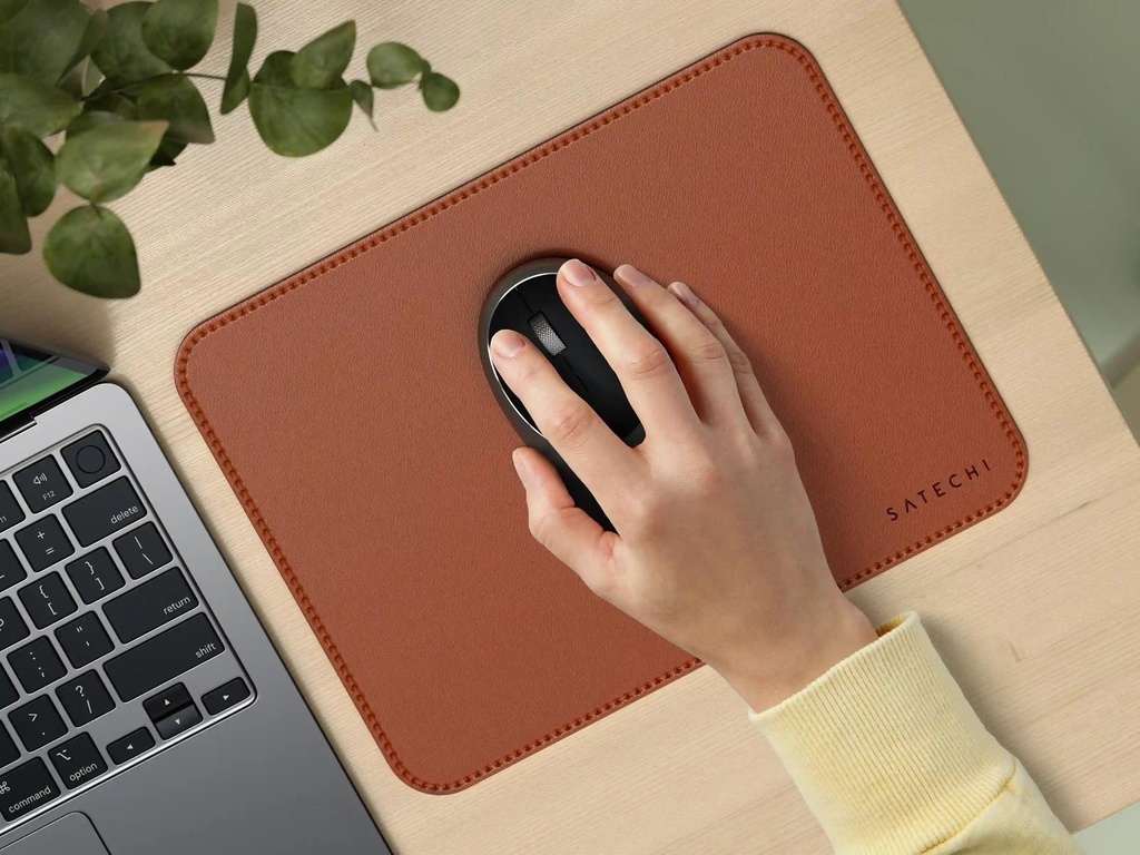 vegan-leather-premium-mouse-pad-accessories-satechi-283148.jpg