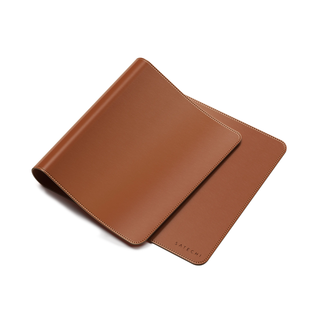 vegan-leather-premium-desk-mat-satechi-447234.png