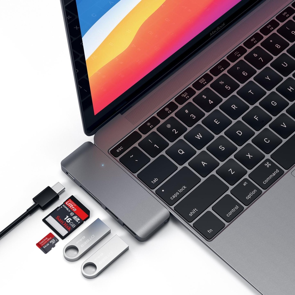 type-c-pass-through-usb-hub-hubs-satechi-402393.jpg