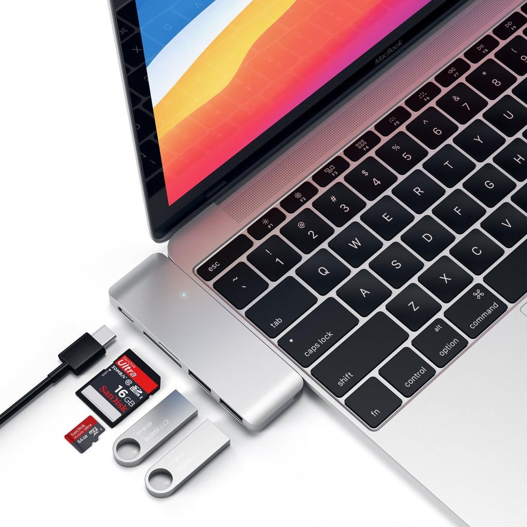 type-c-pass-through-usb-hub-hubs-satechi-523117.jpg