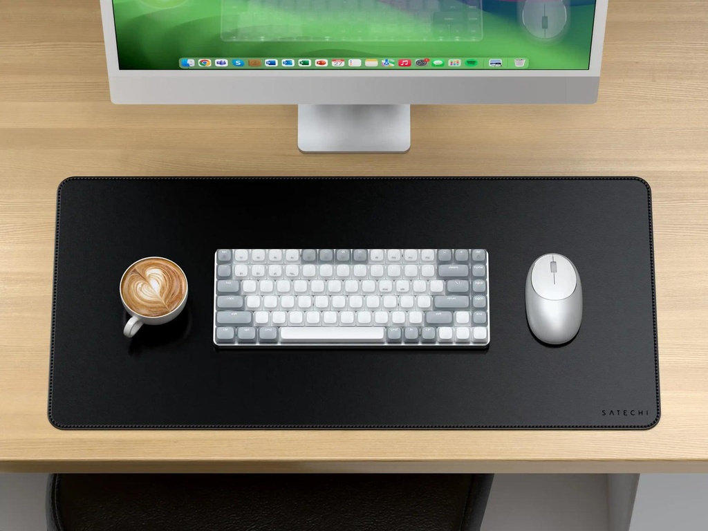 vegan-leather-premium-desk-mat-satechi-291555.jpg