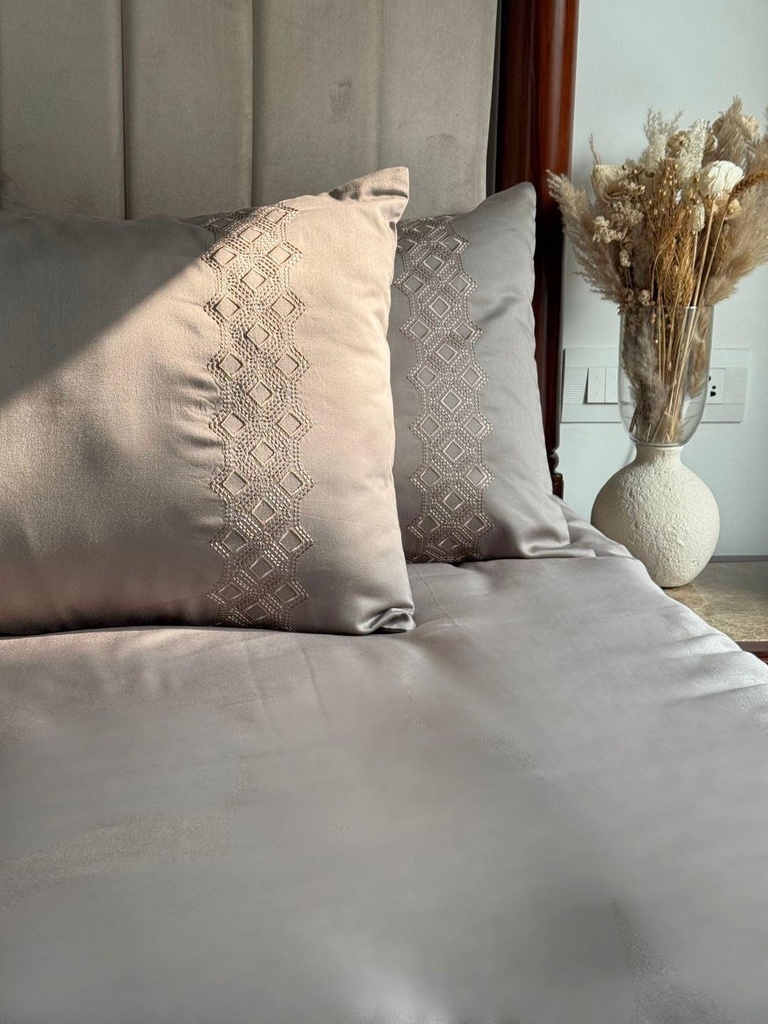 Cora Olive Grey Dreams Bedsheet Set
