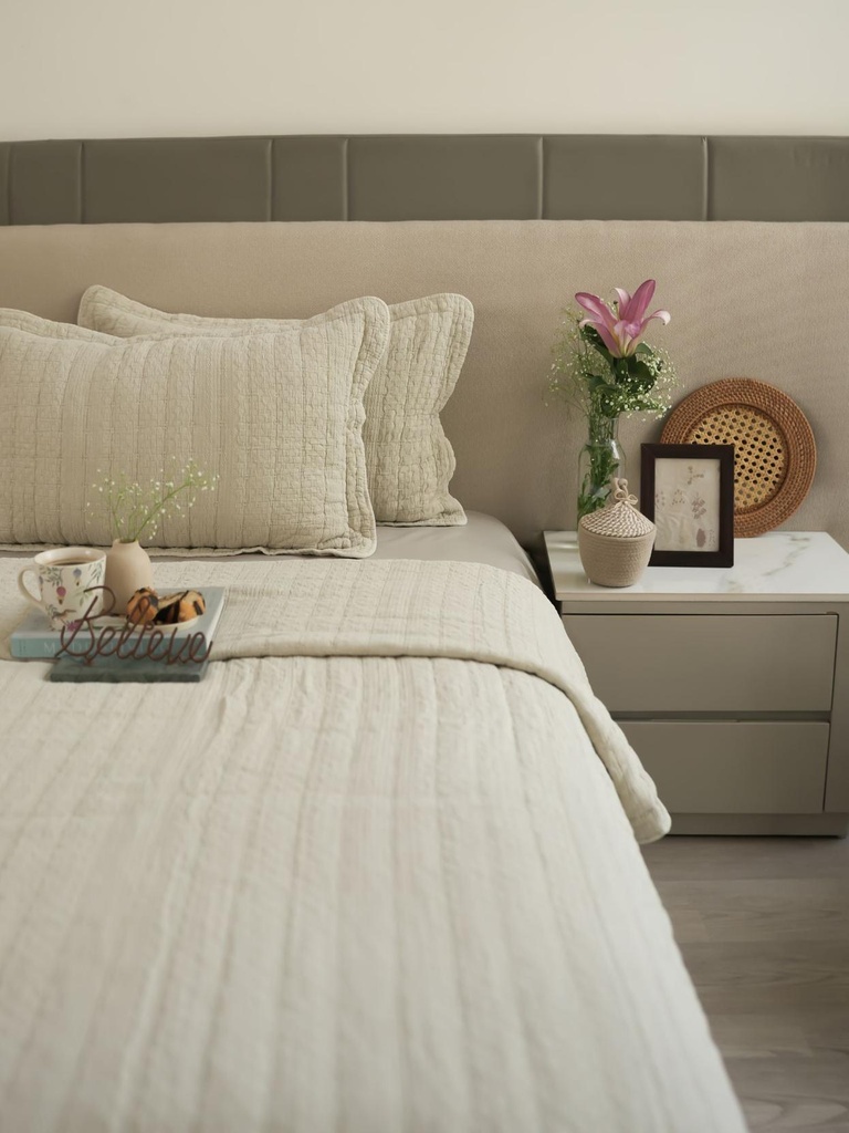 Nuance Beige Quilted Cotton Bedspread Set