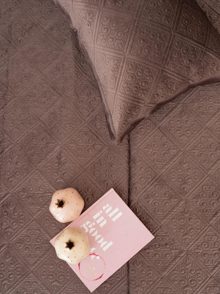 Fiona Mousse Velvet Bedspread Set