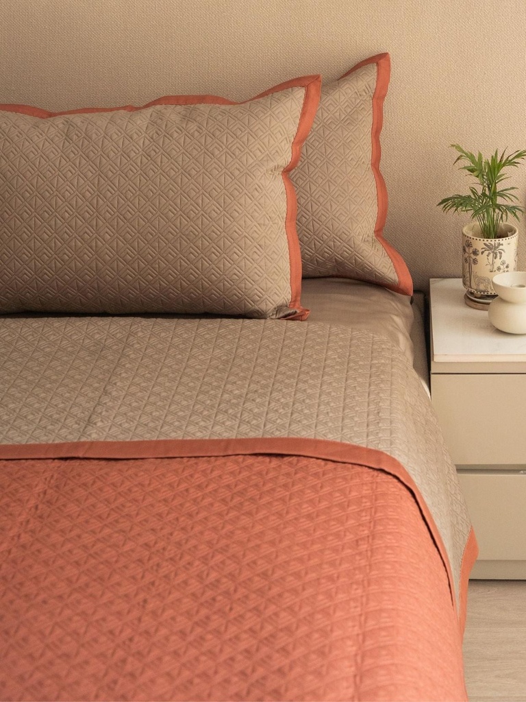 [SA#S001-NADIRE-MOTC] Nadire Mocha and Terracotta Cotton Reversible Bedspread (Terracotta)