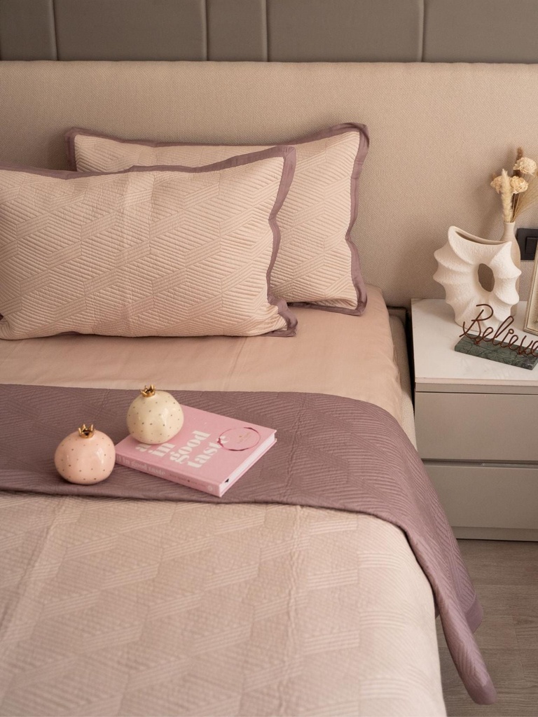 [SA#S001-ADELLE-ORBU] Adelle Old Rose and Buff  Cotton Reversible Bedspread (Old Rose)