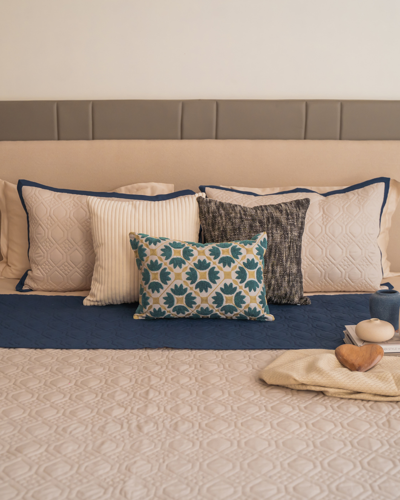 [SA#TR013-MALTA-NAIV] Malta Navy And Ivory Cotton Rich Trousseau Set (10 PC Set) (Ivory)