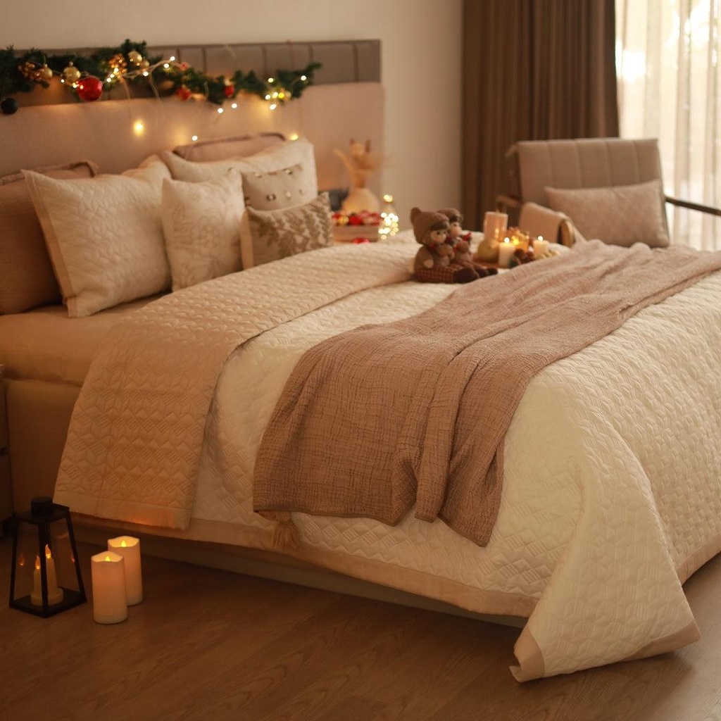 [SA#S001- AdoreOBIV] Oats Beige and Ivory Adore Cotton Reversible Bedspread (Ivory)