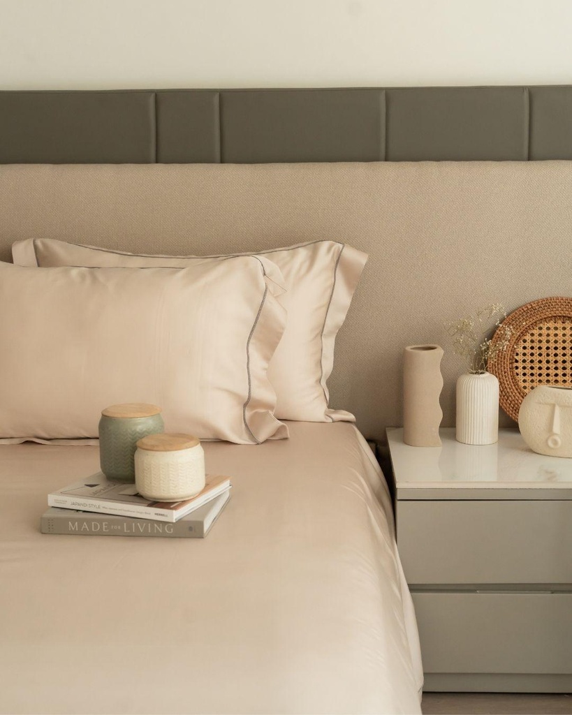Chalk Beige Tencel Bedsheet Set with Lace