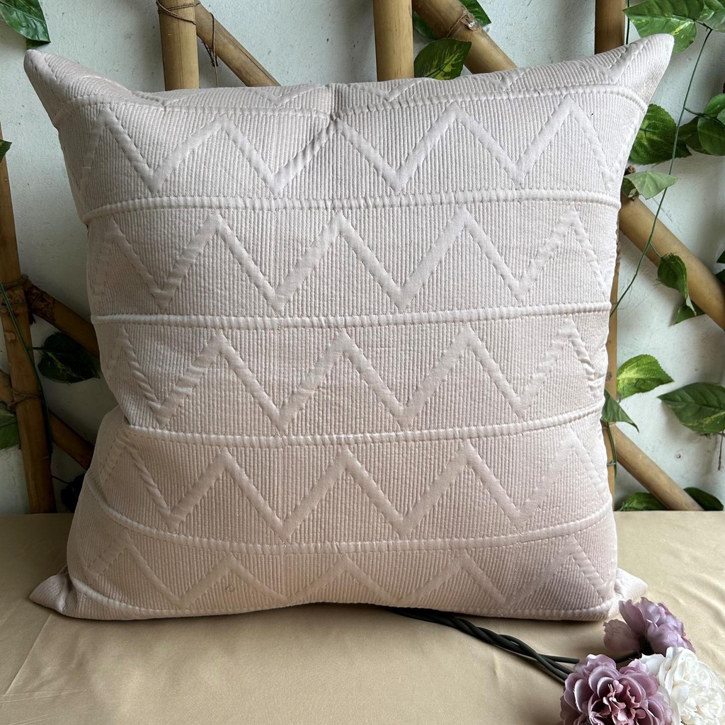 Trigon Buff Quilted Cotton Euro Sham
