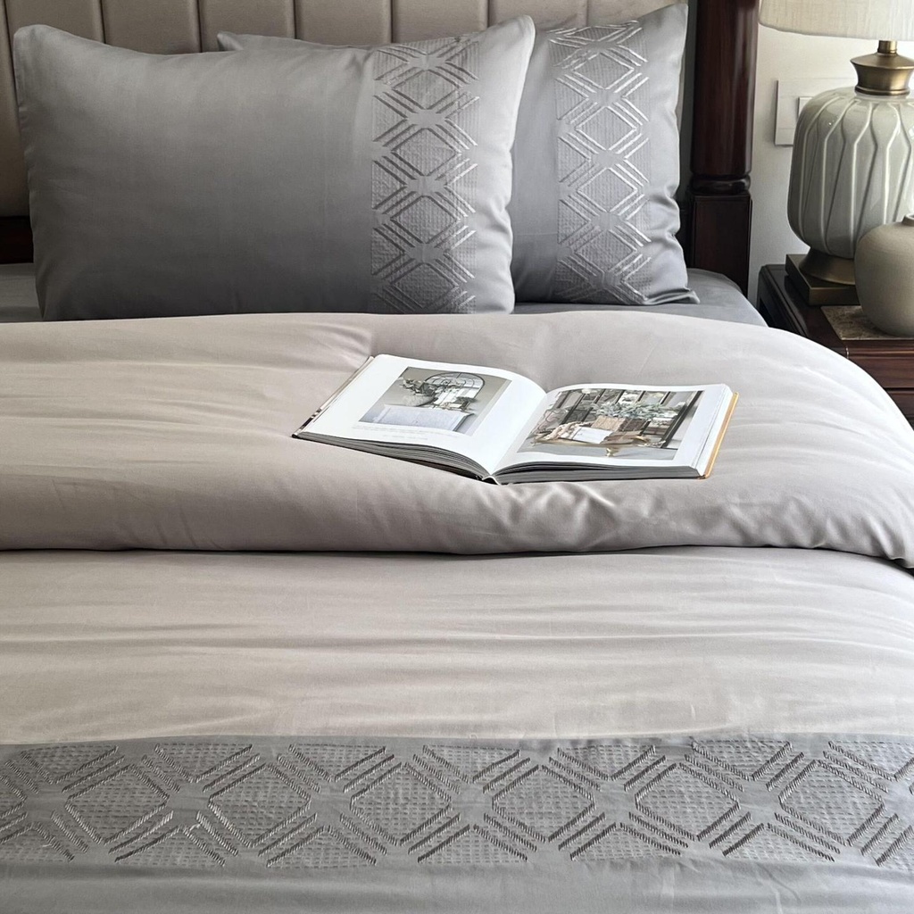 Vintage Slate Silver Dreams Duvet Cover