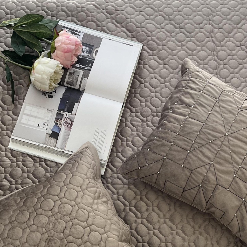 Oriental Silver Velvet Bedspread