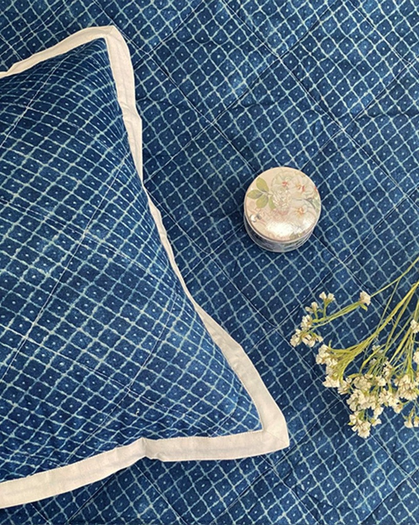Diamond Pattern Indigo Reversible Bedspread