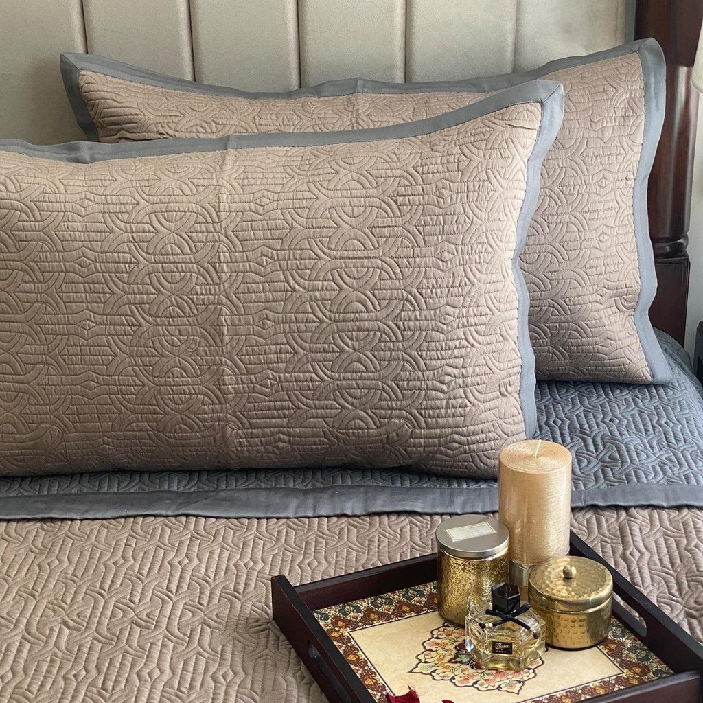 [SA#S001-MODERNE-DGTA-2] Dark Grey & Taupe Moderne Reversible Bedspread (Taupe)