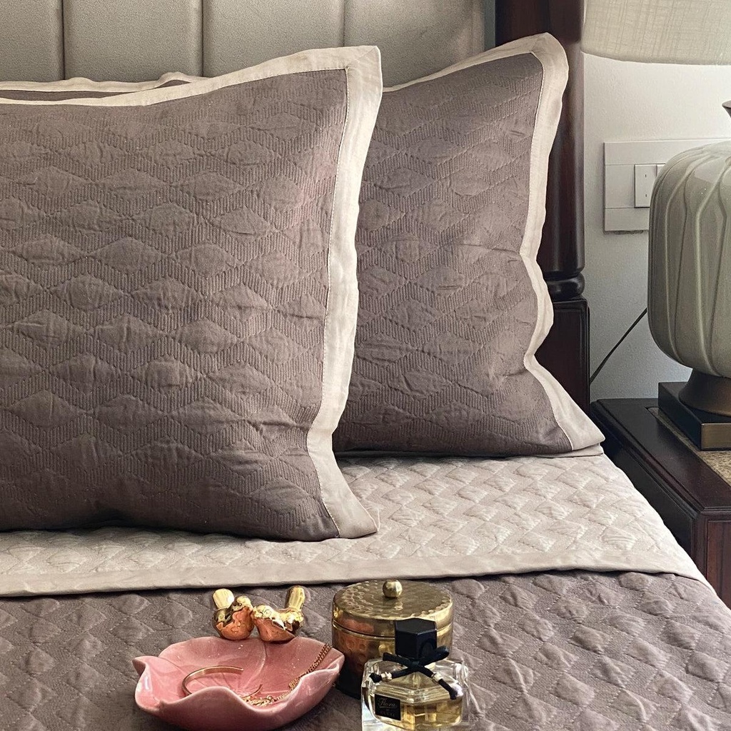 [SA#S001-CHRYSLER-BEKH] Beige & Khaki Chrysler Reversible Bedspread (Beige)