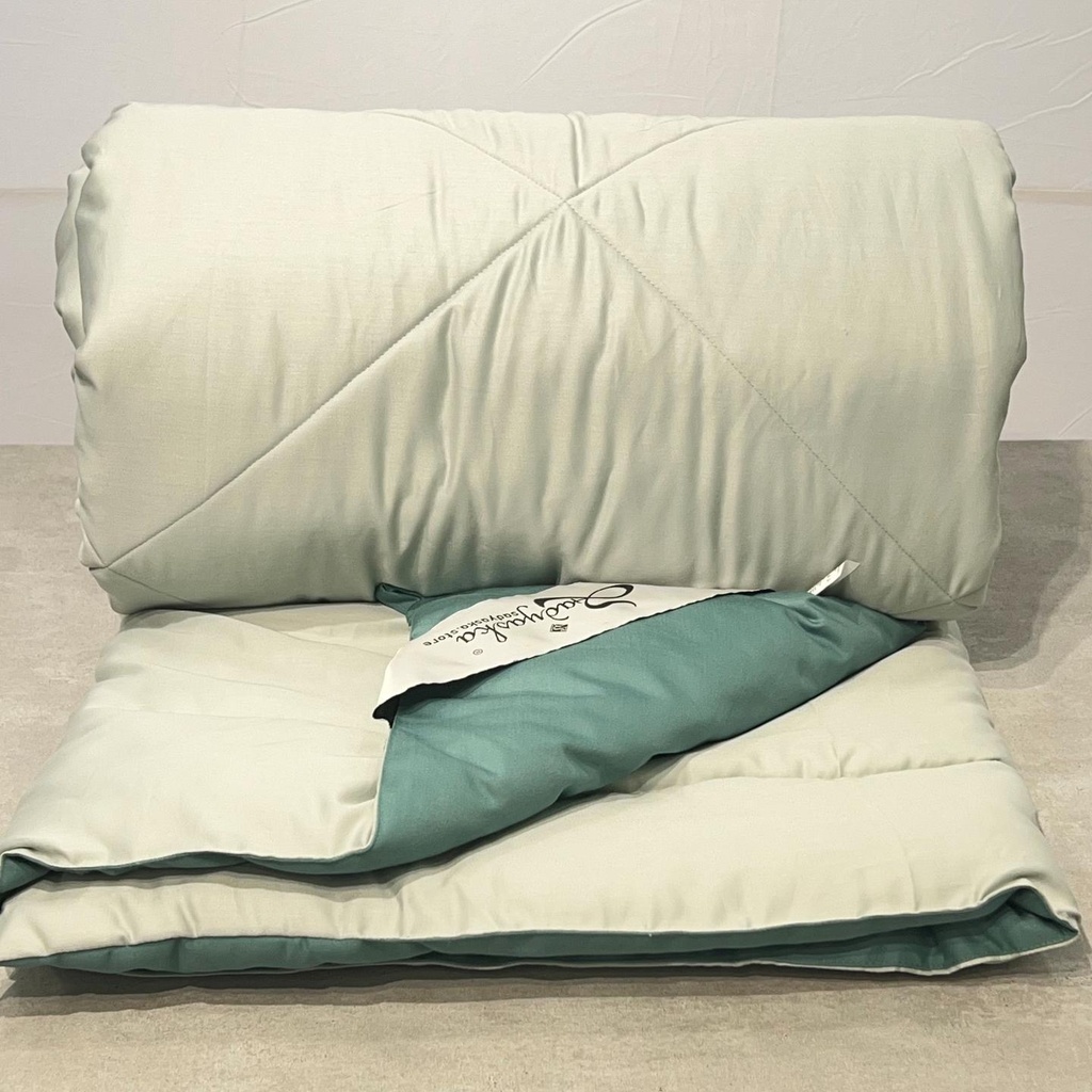 Sage Green and Turquoise 1000TC Cotton Rich Reversible Downfill Quilt